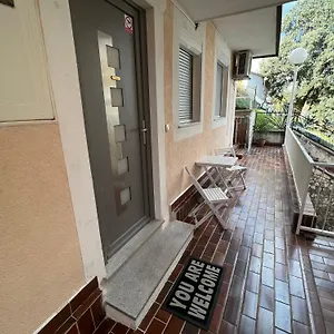  Apartman Mali Stan
