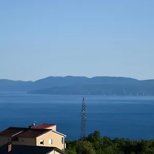 https://apartments-trampi.primorje-gorskikotar.com