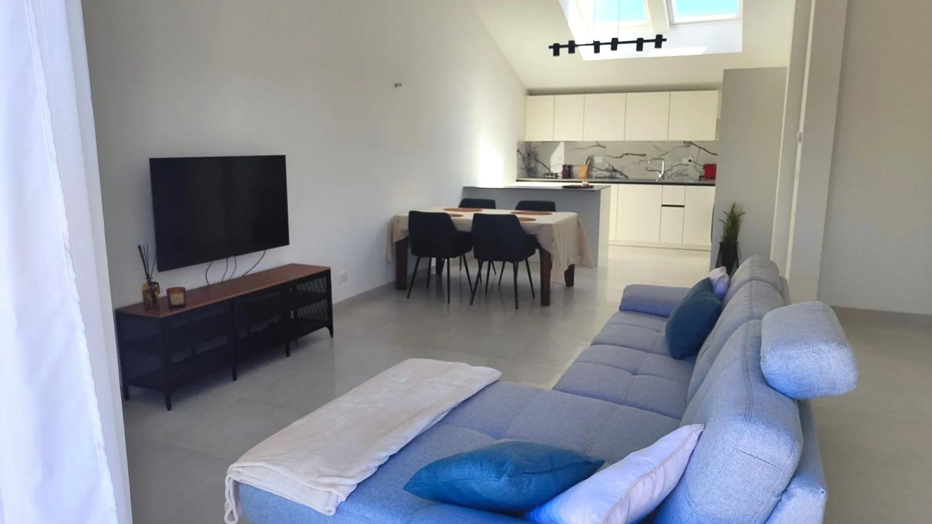 Apartments La Scogliera Rovinj 0*,  Croatia